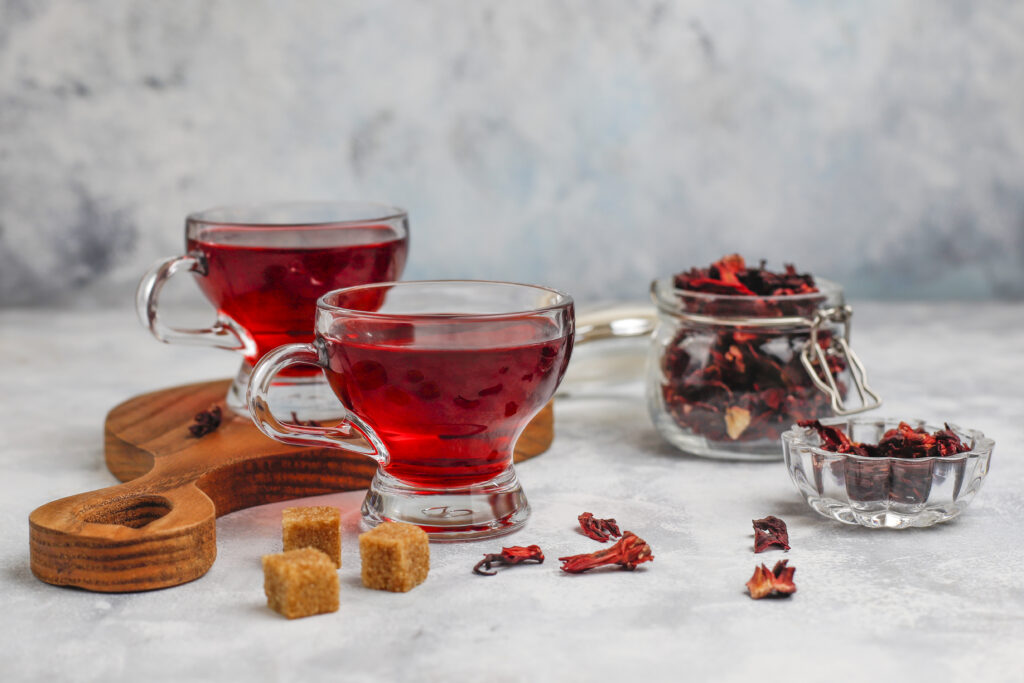 ¿Cómo preparar una infusión de hibisco y frutos rojos? 2 infusión de hibisco y frutos rojos